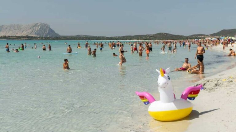 Ecco il paese che ti paga se ci vai in vacanza: lo conoscevi?